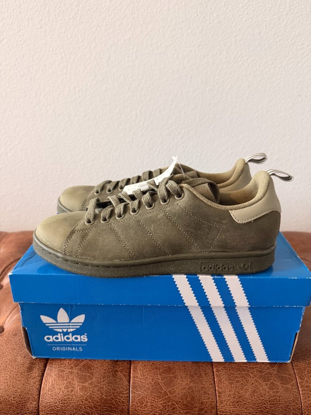 NEW Adidas Stan Smith Premium Leather Shoes Olive Green Men’s 6 / Women’s 7.5